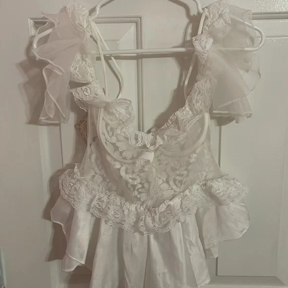 NWT Alana Gale Intimates Lace Nightie - Picture 6 of 7